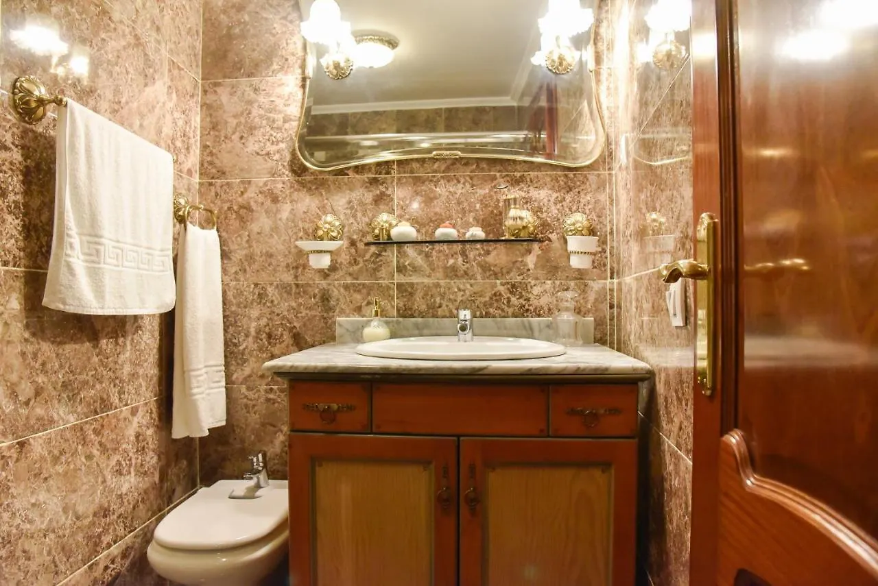 Room Martinez Seville Homestay